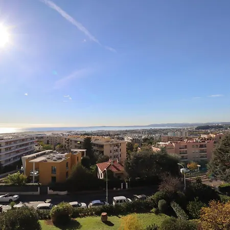 Grand 3 Pieces Avec Vue Nice