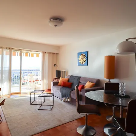Apartment Grand 3 Pieces Avec Vue