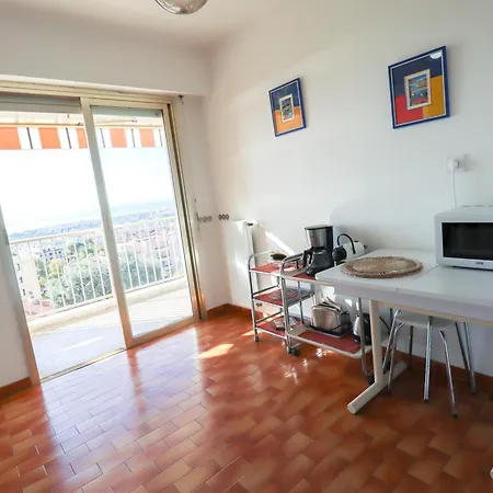 Grand 3 Pieces Avec Vue Apartment *